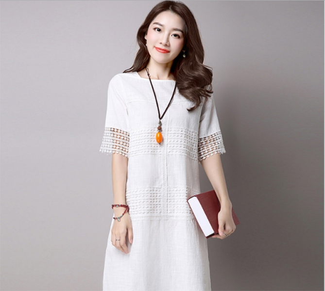 Mẫu đầm suông chữ A pha ren