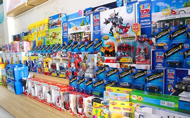 Khi mua đồ chơi cho trẻ cần chú ý đến nguồn gốc, xuất xứ của sản phẩm