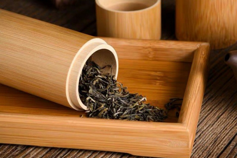 Hộp đựng trà làm bằng tre