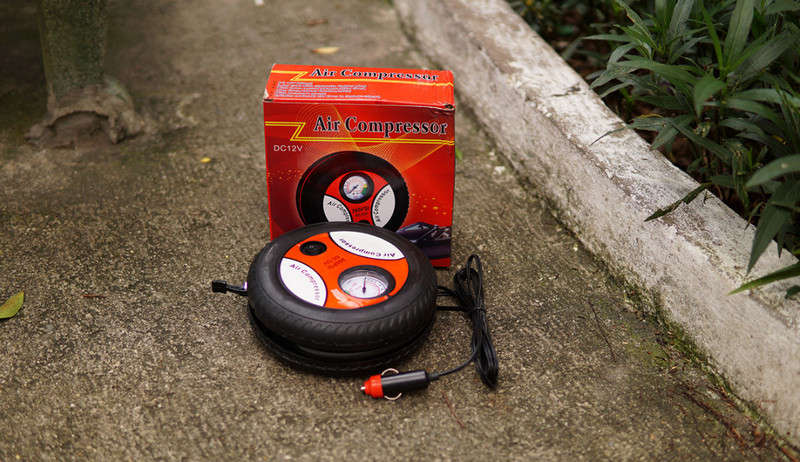 Máy bơm lốp ô tô mini Air Compressor