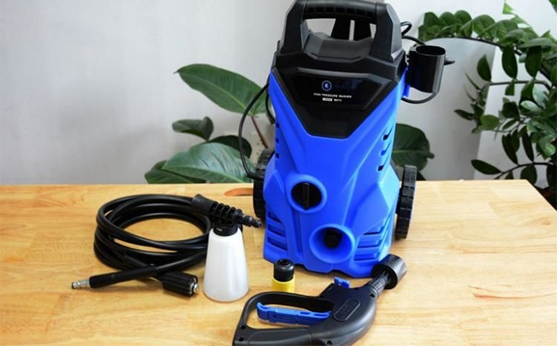  Máy rửa xe mini Kachi