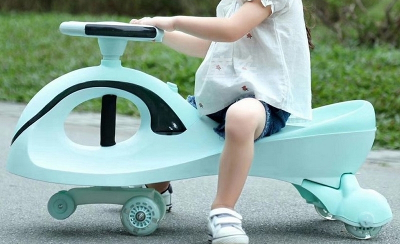 Xe lắc cho bé CoolBaby