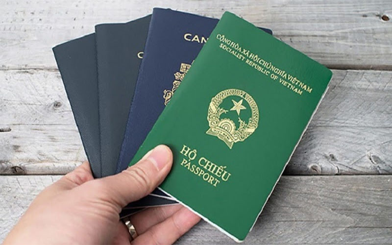 Nếu làm hộ chiếu mới chủ shop sẽ mất từ 200 - 300k