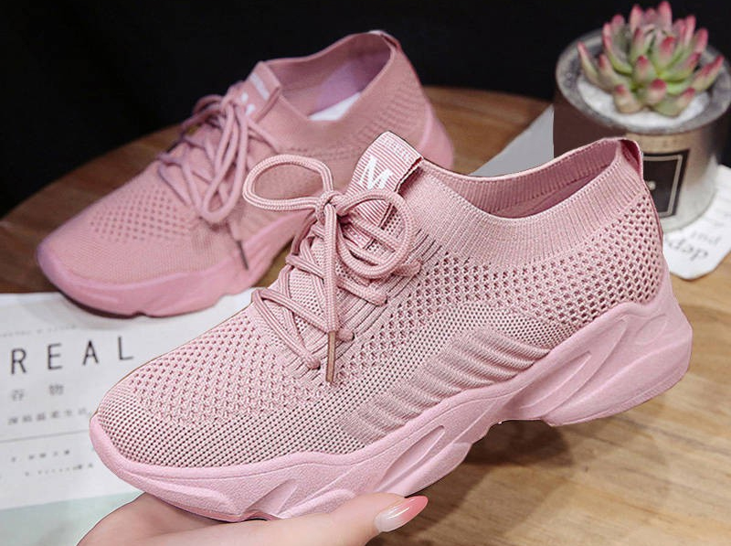 Giày sneaker tăng chiều cao cổ chun