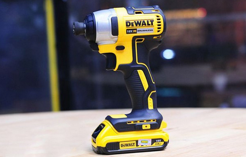 Thương hiệu máy vặn vít Dewalt