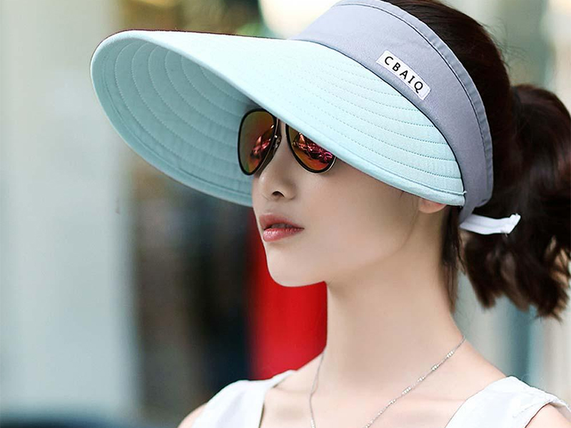 Mũ rộng vành kiểu thể thao