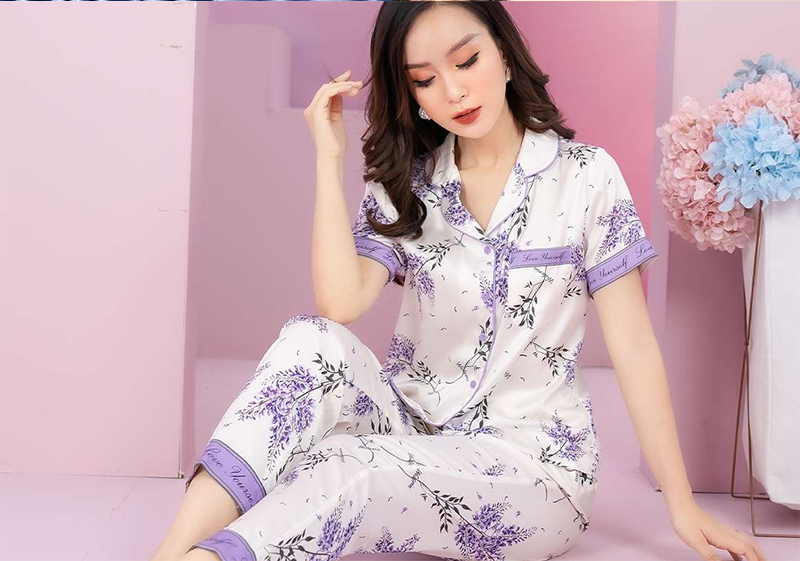 Bộ Pijama tay cộc họa tiết cổ cánh bướm
