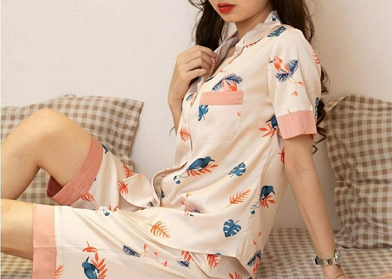 Bộ đồ pijama lụa tơ chim hoa lá