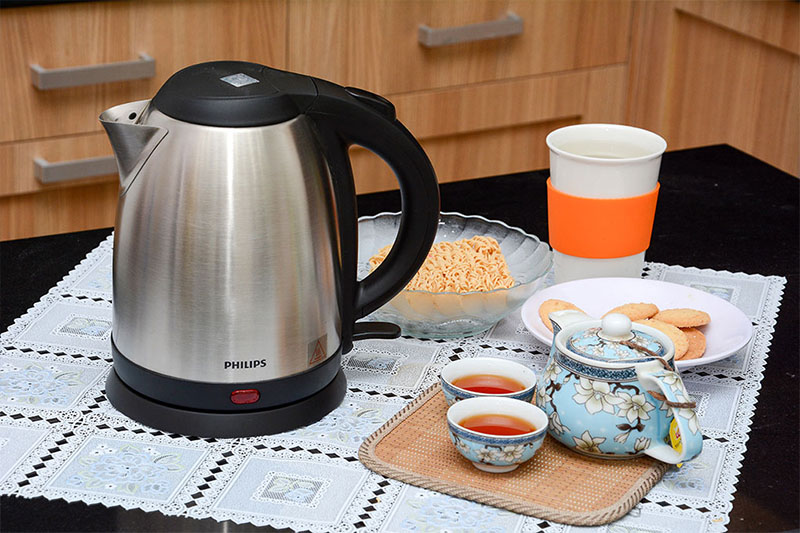 Ấm siêu tốc Philips 1.5l HD9306
