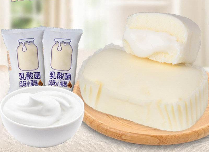 Bánh bông lan nhân sữa chua