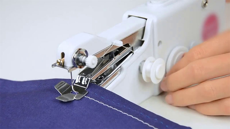 Máy may mini cầm tay