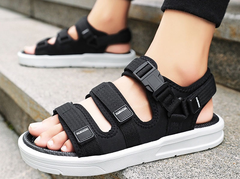 Mẫu dép quai hậu nam quai ngang bản to