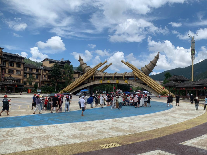 Tham quan làng Miêu Tích thủy