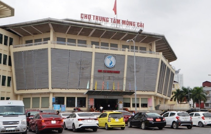 Nhập máy vắt quần áo ở chợ cửa khẩu thuận tiện về việc đi lại và tìm kiếm nhà phân phối